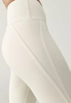 Born Living Yoga Umay - Medias - Off White 8 Born Living Yoga Umay - Medias - Off White -ZALANDO Ventas 047b806f77644bcaaf4ae1c94f2d85ae