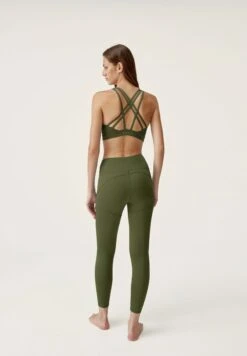 Born Living Yoga Indi - Sujetadores Deportivos Con Sujeción Ligera - Verde Oscuro -ZALANDO Ventas 088f6c217f0a4c0db1992a243e8329ad