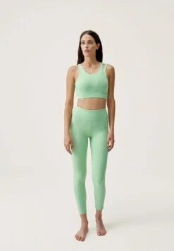 Born Living Yoga Gaia - Sujetadores Deportivos Con Sujeción Media - Verde -ZALANDO Ventas 12c8dee3eace43aabcaefc2dc93c120b