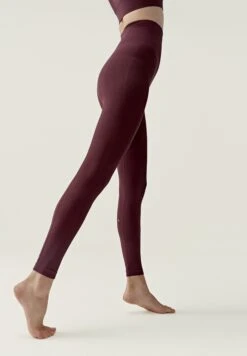 Born Living Yoga Naisha - Medias - Burdeos 9 Born Living Yoga Naisha - Medias - Burdeos -ZALANDO Ventas 139e3d807b784a5aa74c7086b01f0b62