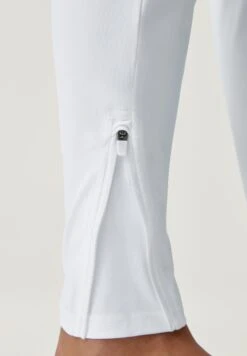 Born Living Yoga Jogger Airla - Pantalones Deportivos - White -ZALANDO Ventas 1b990208e86a42b08feeb6bd60433f4a