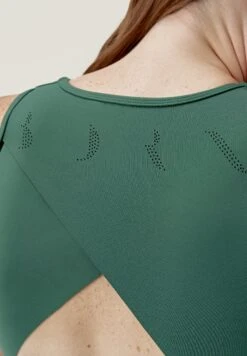 Born Living Yoga Nara - Sujetadores Deportivos Con Sujeción Media - Verde Oscuro -ZALANDO Ventas 2035f1740a714587872e0d15bac7e054