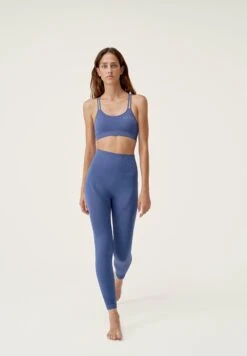 Born Living Yoga Hatha - Sujetadores Deportivos Con Sujeción Media - Azul Marino -ZALANDO Ventas 293a74d10c0d44c98fa4f6efdd91196d