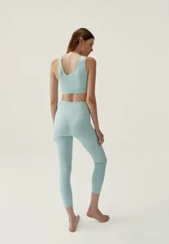 Born Living Yoga Medias - Azul Claro 8 Born Living Yoga Medias - Azul Claro -ZALANDO Ventas 3726c1cee2ff46839abaf1a2b726a343