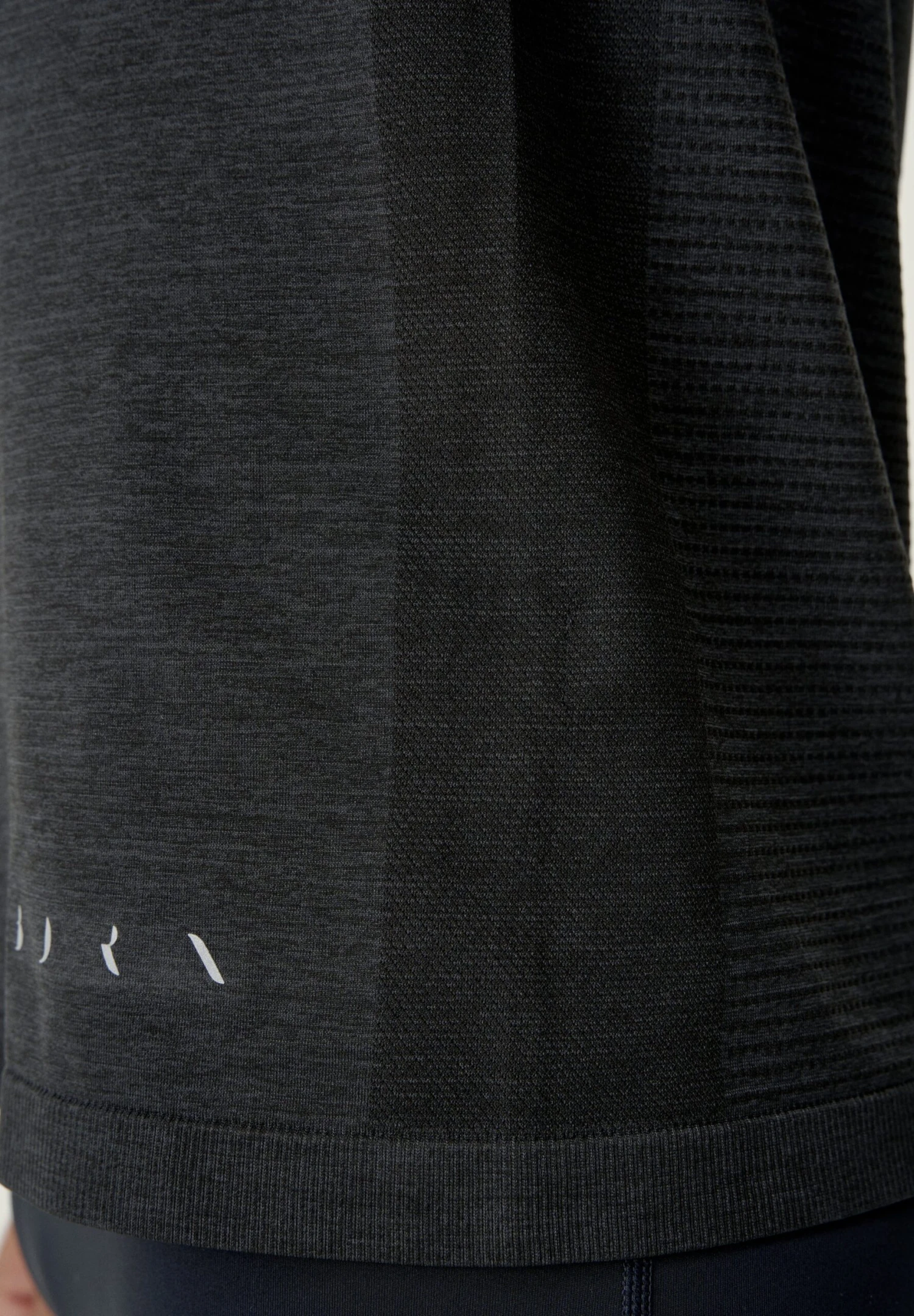 Born Living Yoga Kilux - Camiseta De Manga Larga - Gris Oscuro 4 Born Living Yoga Kilux - Camiseta De Manga Larga - Gris Oscuro - Imagen 4