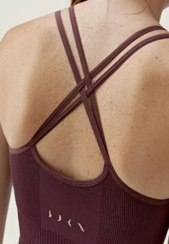 Born Living Yoga Naia - Sujetadores Deportivos Con Sujeción Ligera - Burdeos -ZALANDO Ventas 3eea0da0c9ab4289a99b96bf6f14a08c