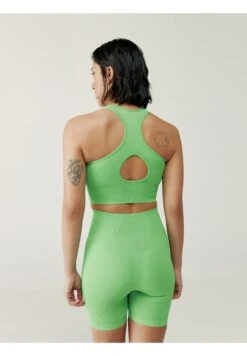 Born Living Yoga Kumari - Sujetadores Deportivos Con Sujeción Media - Verde -ZALANDO Ventas 4095837ecab74441987d2f6ea3311859