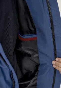 Born Living Yoga Akan - Chaqueta De Invierno - Azul -ZALANDO Ventas 42a5068be1a9433daacedf7f2da27fdd