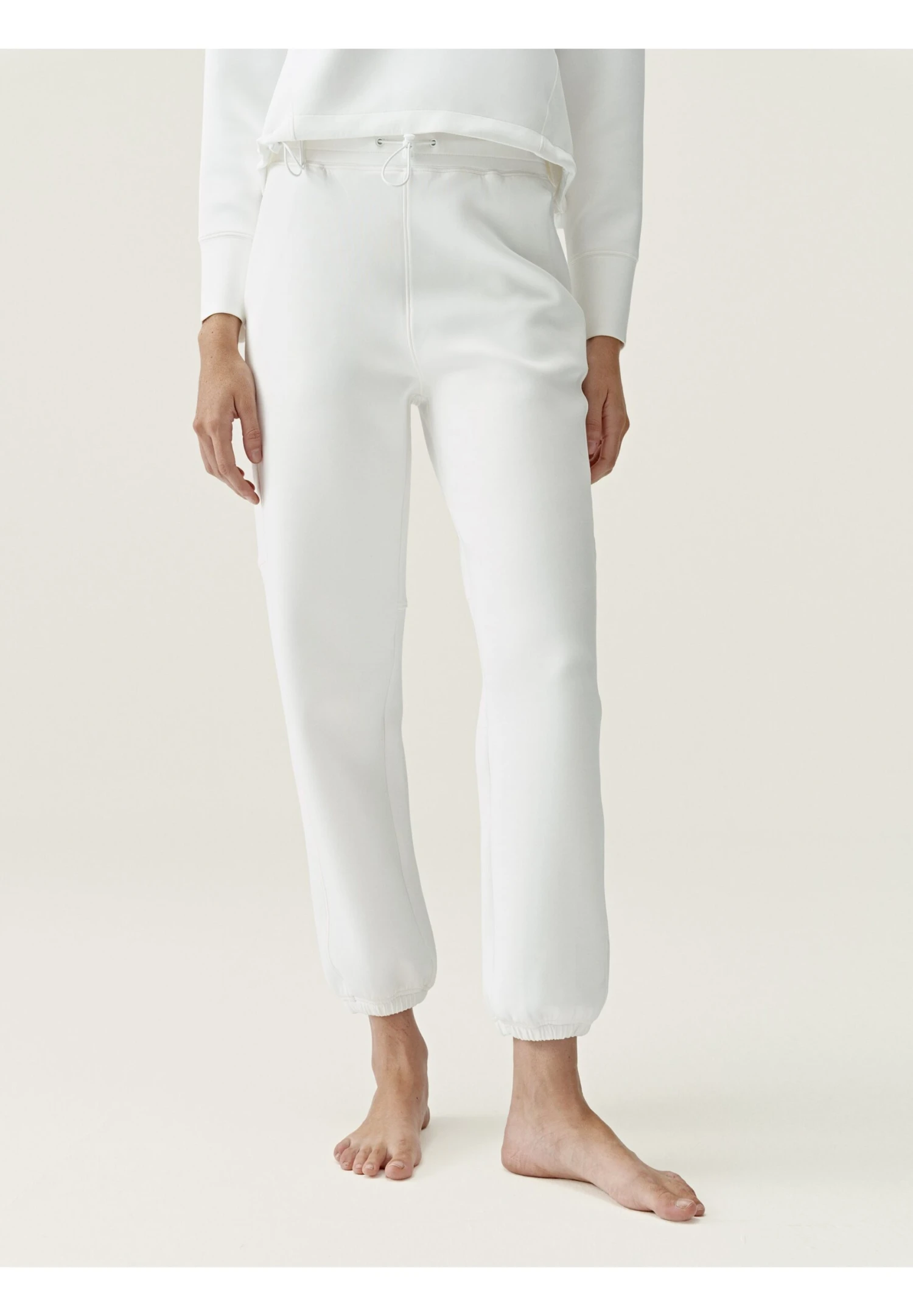 Born Living Yoga Pantalones Deportivos - Blanco 1 Born Living Yoga Pantalones Deportivos - Blanco