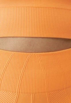 Born Living Yoga Isolda - Medias - Naranja 9 Born Living Yoga Isolda - Medias - Naranja -ZALANDO Ventas 599fee8d11c847cbaa0069b2f6ae27b7