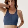Born Living Yoga Saril - Sujetadores Deportivos Con Sujeción Ligera - Azul -ZALANDO Ventas 6948d5dcf81c493e82386bb543dcb6ff