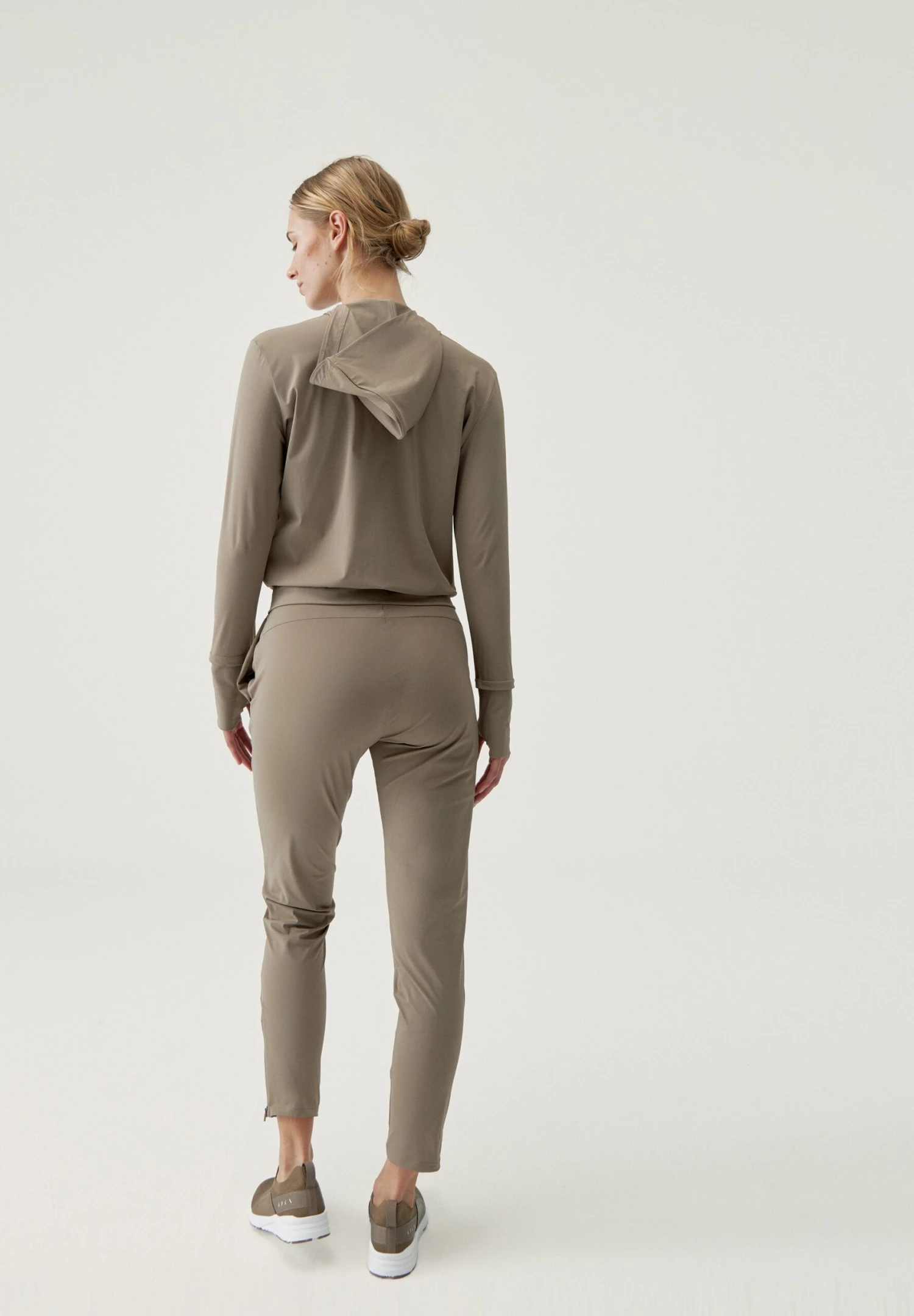 Born Living Yoga Airla - Chaqueta De Entrenamiento - Fossil 7 Born Living Yoga Airla - Chaqueta De Entrenamiento - Fossil - Imagen 7