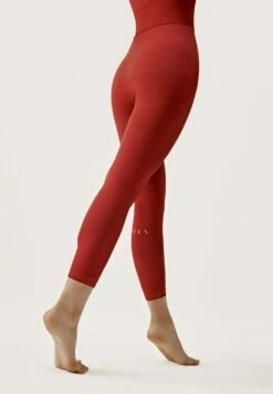 Born Living Yoga Medias - Rojo -ZALANDO Ventas 841204b19ad94bd0ba2a5389194c36ce