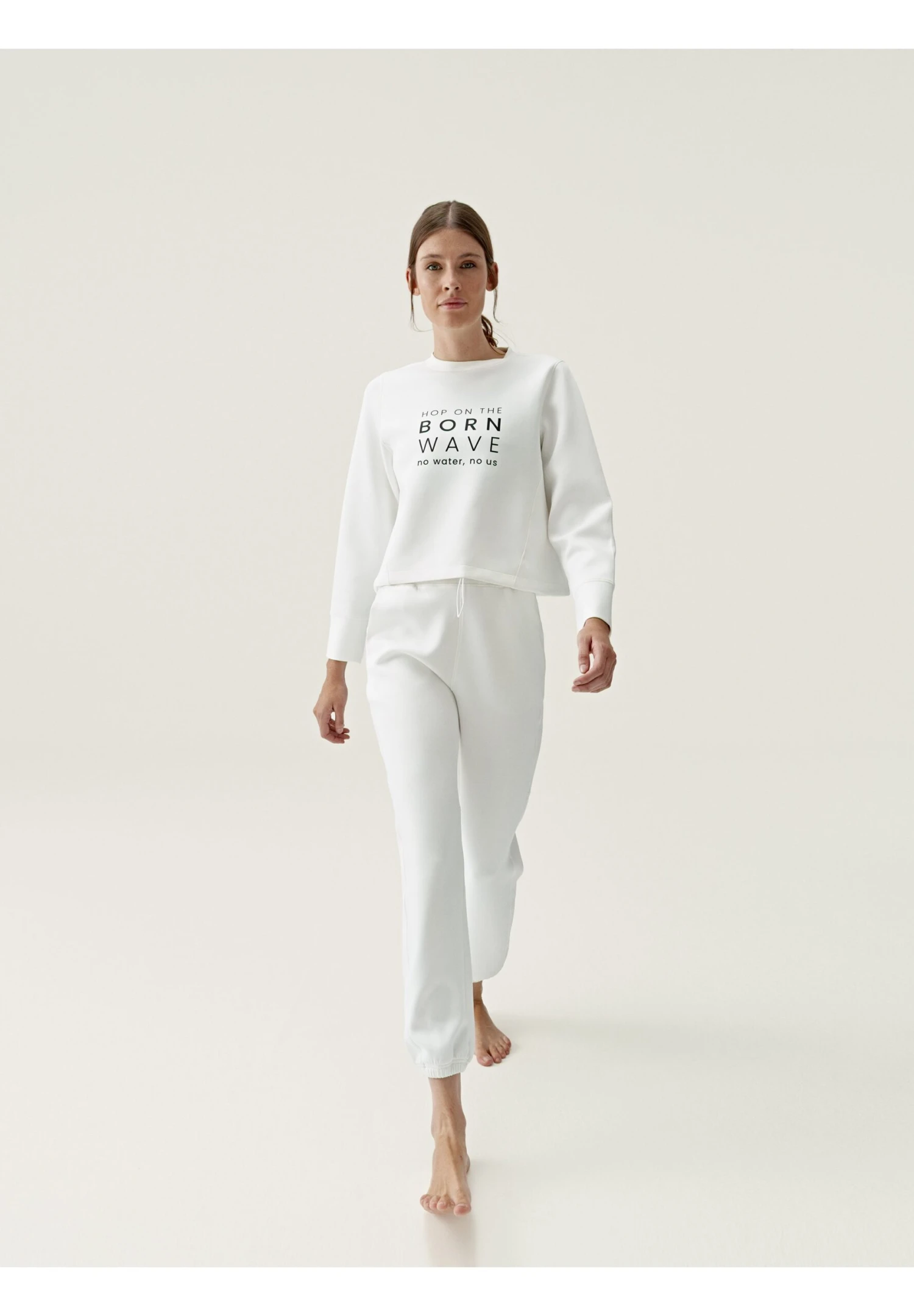 Born Living Yoga Pantalones Deportivos - Blanco 2 Born Living Yoga Pantalones Deportivos - Blanco - Imagen 2