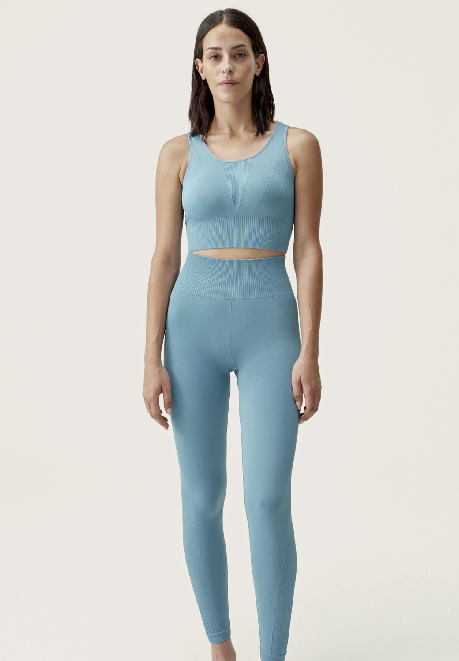 Born Living Yoga Laia - Medias - Azul Claro 2 Born Living Yoga Laia - Medias - Azul Claro - Imagen 2