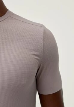 Born Living Yoga Niger - Camiseta Básica - Chalk -ZALANDO Ventas a0fbea26433249498e3624783d1111e2