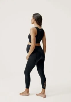 Born Living Yoga Mum - Sujetadores Deportivos Con Sujeción Media - Black -ZALANDO Ventas a76f94b8780e42e2a19f252a82dac855