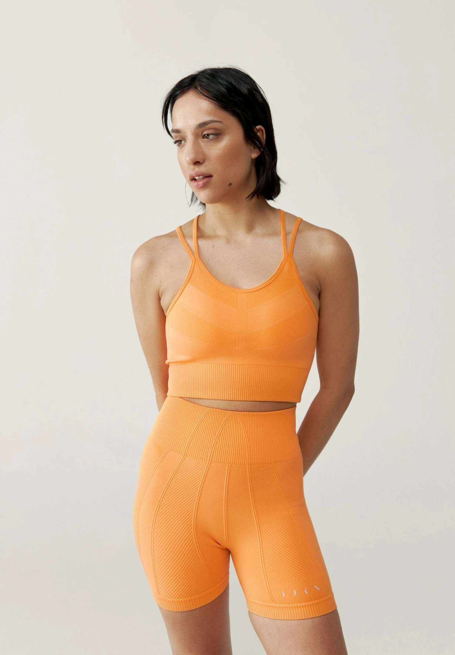 Born Living Yoga Isolda - Medias - Naranja 1 Born Living Yoga Isolda - Medias - Naranja