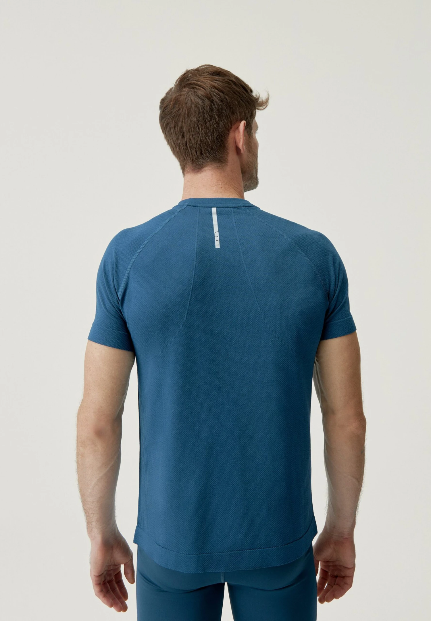 Born Living Yoga Otawa- Camiseta Básica - Sea 2 Born Living Yoga Otawa- Camiseta Básica - Sea - Imagen 2