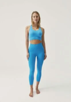 Born Living Yoga Zina - Sujetadores Deportivos Con Sujeción Media - Azul 6 Born Living Yoga Zina - Sujetadores Deportivos Con Sujeción Media - Azul -ZALANDO Ventas b5a02a6376274c9b9c9e293f3322658a