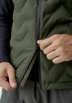 Born Living Yoga Sepik - Chaleco - Deep Kaki 9 Born Living Yoga Sepik - Chaleco - Deep Kaki -ZALANDO Ventas b99c37b076194db5850efef565f87d2f