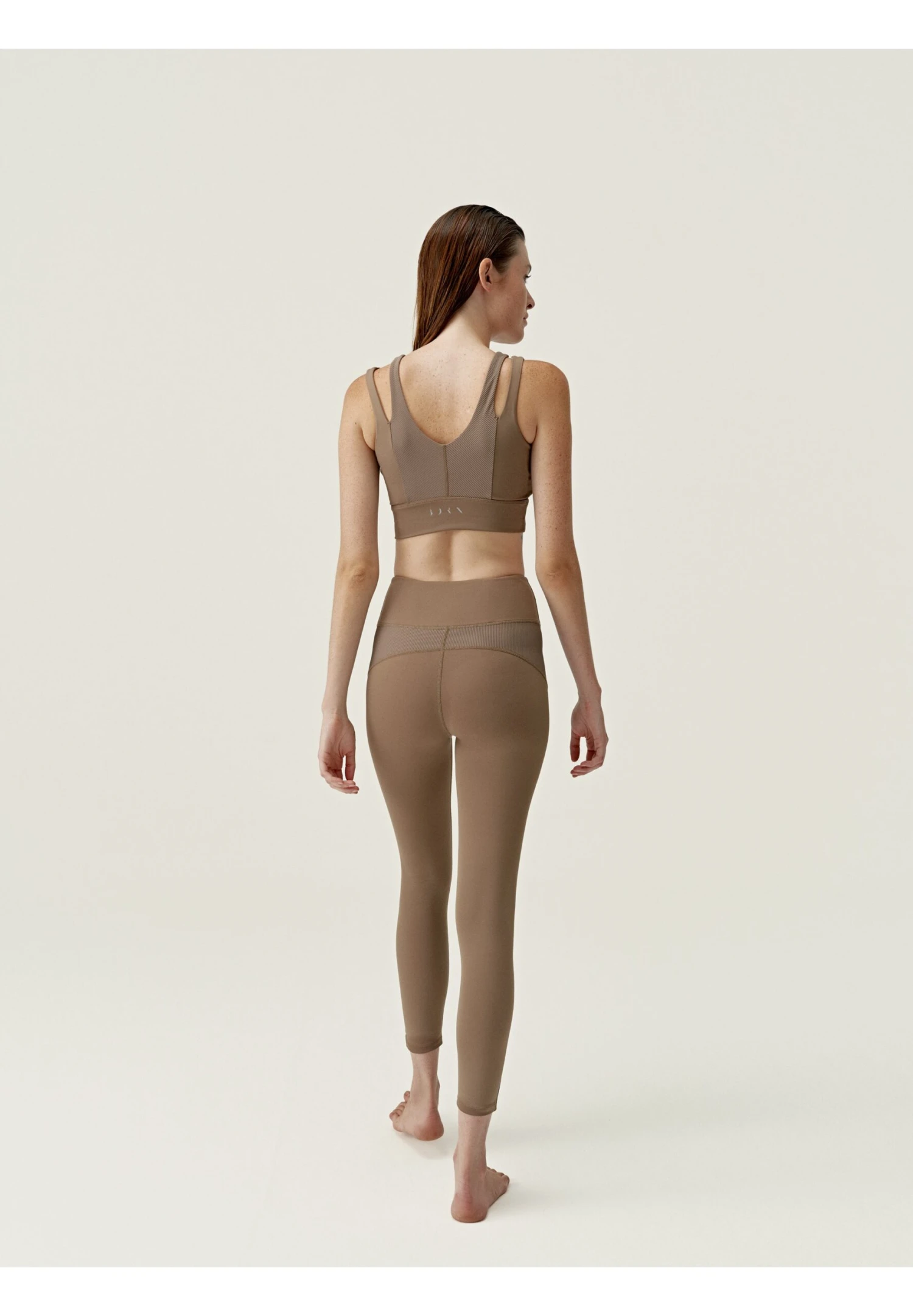 Born Living Yoga Medias - Marrón 2 Born Living Yoga Medias - Marrón - Imagen 2