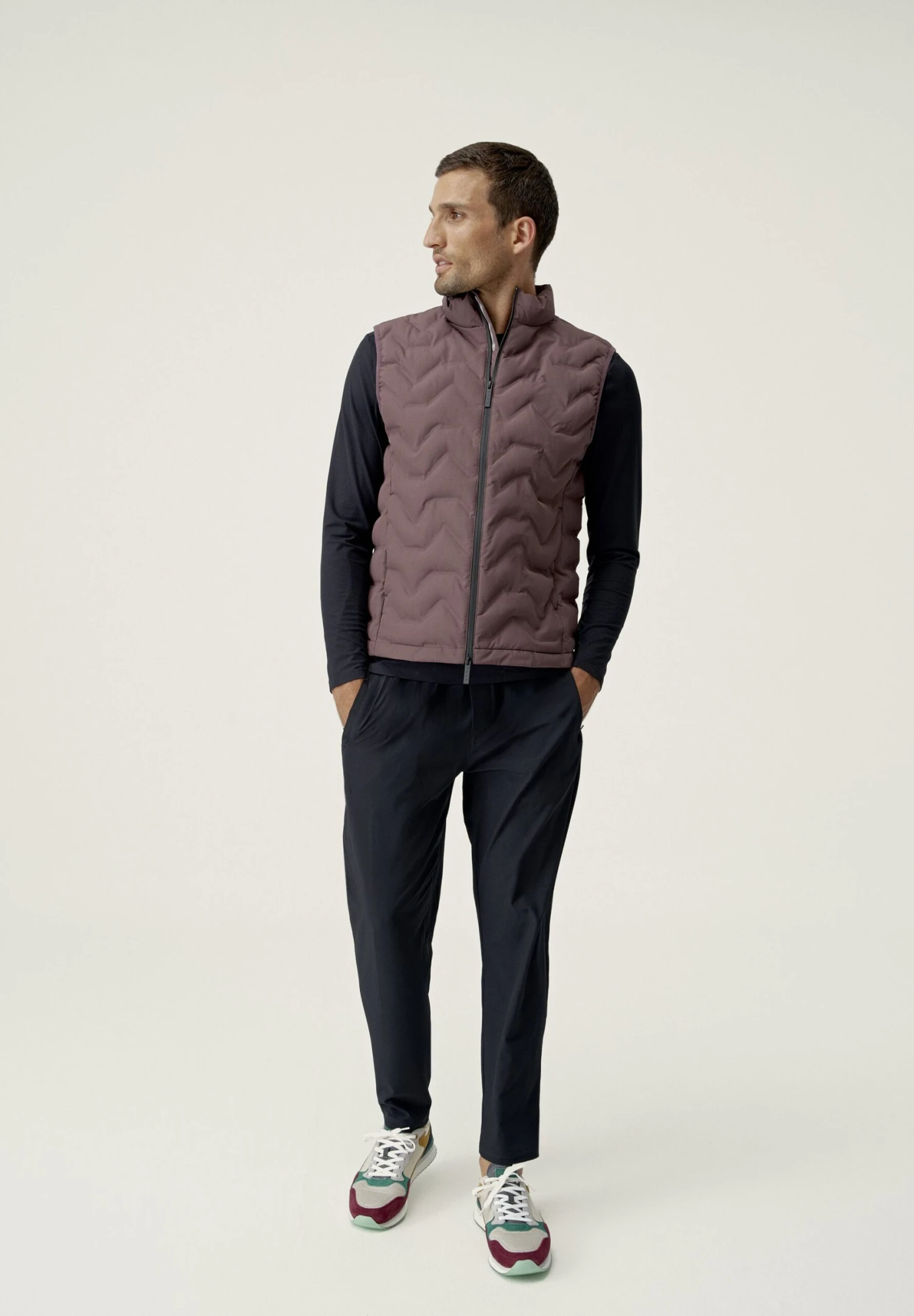 Born Living Yoga Sepik - Chaleco - Bleached Cherry 1 Born Living Yoga Sepik - Chaleco - Bleached Cherry