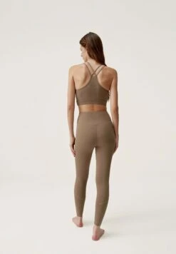 Born Living Yoga Saril - Medias - Marrón Topo 7 Born Living Yoga Saril - Medias - Marrón Topo -ZALANDO Ventas d9836a4ebc5849adb355117f9379a375