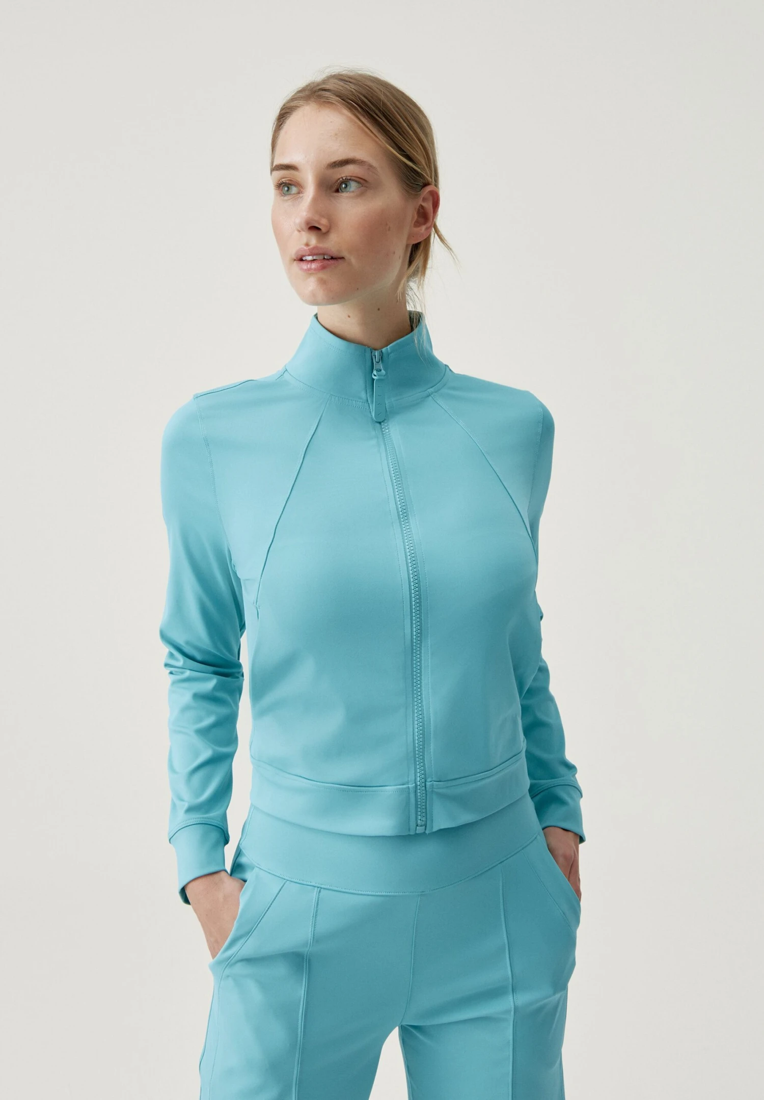 Born Living Yoga Naoko Provence - Sudadera Con Cremallera - Provence 1 Born Living Yoga Naoko Provence - Sudadera Con Cremallera - Provence